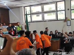Sidang Kasus Tawuran di PN Palembang Ricuh, Keluarga Lempar Tas ke Terdakwa