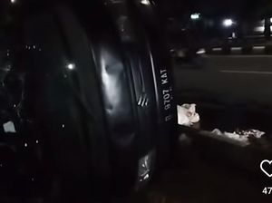 Pikap Muat Ayam Potong Terguling di Bogor gegara Sopir Ngantuk Pikap Muat Ayam Potong Terguling di Bogor gegara Sopir Ngantuk