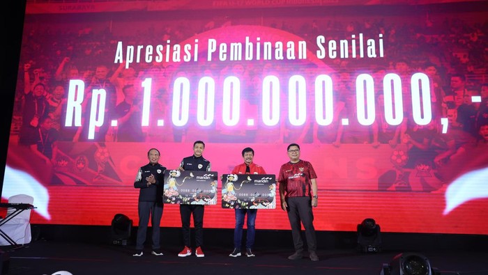 Timnas Indonesia U-19 dapat hadiah Rp 1 miliar seusai menjadi juara Piala AFF U-19 2024. Persembahan ini adalah apresiasi juara Piala AFF U-19 2024.