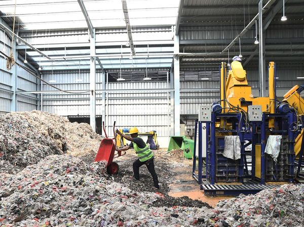 TPST Cibitung Mulai Diuji Coba, Daur Ulang Sampah Jadi Bahan Bakar RDF