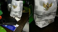 10 Bungkus Gorengan Ini Pakai Kertas Akta Nikah hingga Ijazah Orang!