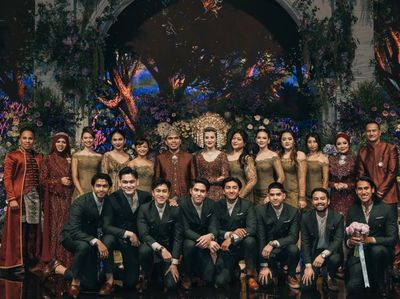 7 Inspirasi Gaya Bridesmaid dari Pernikahan Aaliyah-Thariq, Menawan Berkebaya