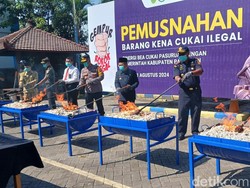 8,5 Juta Batang Rokok Ilegal Senilai Rp 10 Miliar di Pasuruan Dimusnahkan