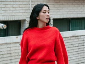Jisoo BLACKPINK Diserang Zombie di Drakor Newtopia, Jadi Pacar Park Jung Min Jisoo BLACKPINK Diserang Zombie di Drakor Newtopia, Jadi Pacar Park Jung Min