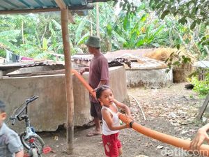 BPBD Karangasem Distribusikan Air Bersih ke Wilayah Terdampak Kekeringan BPBD Karangasem Distribusikan Air Bersih ke Wilayah Terdampak Kekeringan