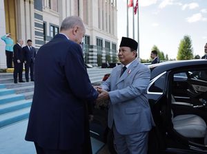 Momen Prabowo Tak Enakan Diantar Sampai Mobil oleh Erdogan Momen Prabowo Tak Enakan Diantar Sampai Mobil oleh Erdogan