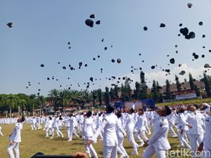 Wapres Maruf Amin Lantik 1.078 Praja Muda IPDN Jadi ASN