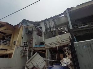 4 Fakta Ledakan Gas Hancurkan Rumah-rumah di Cengkareng 4 Fakta Ledakan Gas Hancurkan Rumah-rumah di Cengkareng