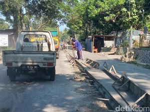 Hore! Jalan Alternatif Sleman-Boyolali di Jiwan Klaten Mulai Dicor Hore! Jalan Alternatif Sleman-Boyolali di Jiwan Klaten Mulai Dicor