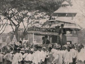 Sejarah Kesultanan Samawa di Sumbawa dan Majelis Pemerintahan Sejarah Kesultanan Samawa di Sumbawa dan Majelis Pemerintahan