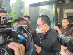 Suami Wali Kota Semarang Bungkam Usai Kembali Diperiksa KPK