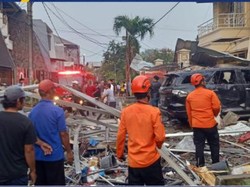 Dahsyatnya Ledakan Gas di Jakbar, 10 Rumah Tetangga-Musala Terdampak