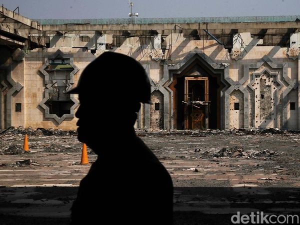 Terbakar 2 Tahun Lalu, Masjid Jakarta Islamic Center Belum Diperbaiki