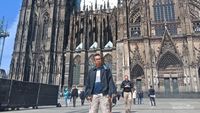 Menyaksikan Kemegahan Dom Zu Koln Sekaligus Kulineran