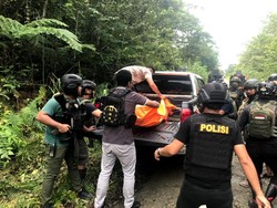 Bengisnya KKB Bunuh Sopir Truk-Bakar Mobil Korban di Papua Pegunungan