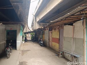 Pilu Warga Semarang Tertipu Tanah Murah Kini Jadi Penghuni Kolong Flyover Pilu Warga Semarang Tertipu Tanah Murah Kini Jadi Penghuni Kolong Flyover