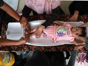 Cegah Stunting dengan Kegiatan Posyandu Desa di Banda Aceh