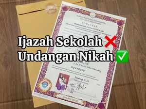 Pernikahan Viral, Kartu Undangannya Unik Bentuk Ijazah, Ada Sidik Jari