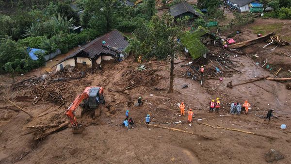 Foto Udara Longsor Dahsyat Terjang India