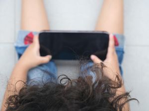 Daftar Smartphone dengan Tingkat Radiasi Tertinggi dan Terendah Daftar Smartphone dengan Tingkat Radiasi Tertinggi dan Terendah