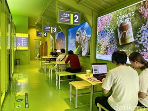Serunya Ngopi di Loopline Cafe, Serasa di Kereta Yamanote Line Jepang Serunya Ngopi di Loopline Cafe, Serasa di Kereta Yamanote Line Jepang