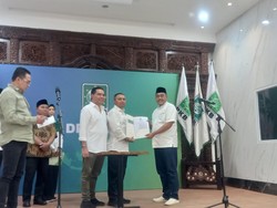 PKB Resmi Serahkan SK Dukungan untuk Cagub NTT dan NTB