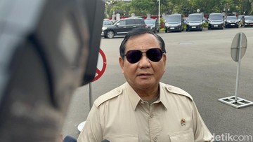 Prabowo Rencananya Besok Pidato di Hadapan Ribuan Buruh