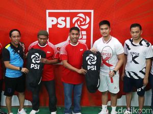 Sambil Badminton, Kaesang Beri Rekomendasi ke 11 Cakada 2024