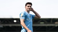 Julian Alvarez menjadi juara Copa Libertadores bersama River Plate pada 2018 lalu menjadi juara Liga Champions bersama Manchester City pada 2023. Foto: Getty Images/Gaspafotos/MB Media