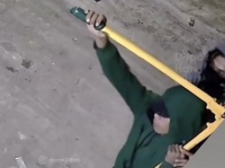 2 Pria Terekam CCTV Bobol Rental PS di Bojongsari Depok, Polisi Selidiki