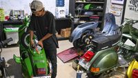 Intip Layanan Konversi Motor Listrik Gratis di Jakarta