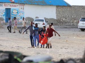 Bertambah, 32 Orang Tewas Akibat Bom Bunuh Diri-Penembakan di Mogadishu Bertambah, 32 Orang Tewas Akibat Bom Bunuh Diri-Penembakan di Mogadishu