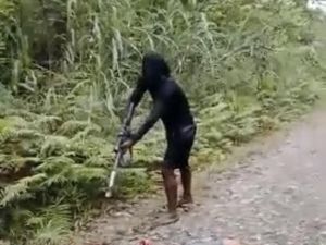 Detik-detik KKB Bunuh Sopir Truk di Yahukimo Papua, Korban Ditembak-Ditebas Detik-detik KKB Bunuh Sopir Truk di Yahukimo Papua, Korban Ditembak-Ditebas
