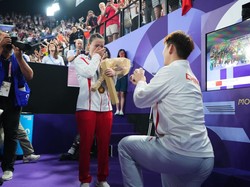 Viral Liu Yuchen Diomeli Coach Setelah Lamar Huang Yaqiong di Olimpiade Paris