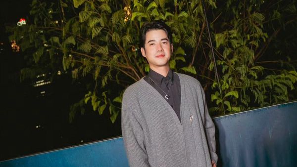 Awet Muda! Ini Mario Maurer, Aktor Thailand yang Doyan Ngopi