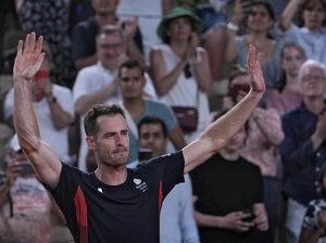 Momen Haru Andy Murray Pensiun dari Tenis di Olimpiade Paris 2024 Momen Haru Andy Murray Pensiun dari Tenis di Olimpiade Paris 2024