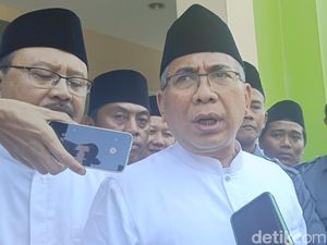 Gus Yahya soal Hubungan NU-PKB Bagai Pabrik Mobil Tarik Produk Rusak Gus Yahya soal Hubungan NU-PKB Bagai Pabrik Mobil Tarik Produk Rusak