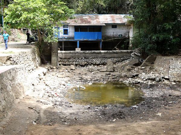 Penampakan Mata Air di Aceh Kering Akibat Kemarau Panjang