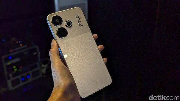 Menggenggam Poco M6 4G yang Makin Naik Kelas