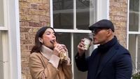 Keseruan Sabrina Chairunnisa Saat Kulineran Bareng Deddy Corbuzier