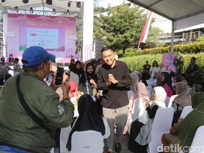 7 Foto K.G.P.A.A. Mangkoenagoro X Hadir di Audisi Emeron Hijab Hunt Solo