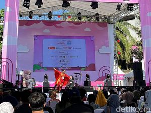 Aksi Peserta Audisi Emeron Hijab Hunt Solo, Tabuh Drum Hingga Tari Elang Jawa Aksi Peserta Audisi Emeron Hijab Hunt Solo, Tabuh Drum Hingga Tari Elang Jawa