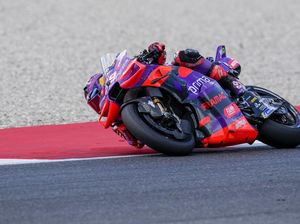 Petaka Jorge Martin di Dua Lap Terakhir Tikungan Ketiga Petaka Jorge Martin di Dua Lap Terakhir Tikungan Ketiga