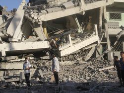 Gempuran Israel Targetkan Polisi Hamas di Sekolah Gaza, 11 Orang Tewas