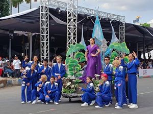 Transformasi Jember Fashion Carnaval Menjadi Festival Mode Global Transformasi Jember Fashion Carnaval Menjadi Festival Mode Global