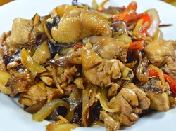 Resep Ayam Tumis Jamur, Lauk Praktis dan Enak Untuk Bekal