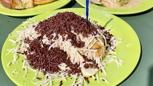 Manis Creamy! 20 Pancong Lumer dengan Aneka Topping