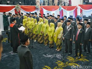 DPRD Kabupaten Karawang Resmi Dilantik, Bupati Aep Harap Sinergi