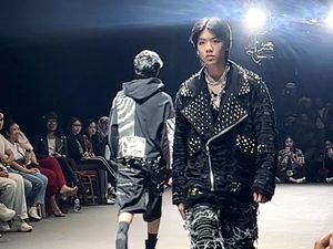 Devon Kei Enzo Ungkap Perasaan Usai Tampil di Panggung JF3 2024 Devon Kei Enzo Ungkap Perasaan Usai Tampil di Panggung JF3 2024