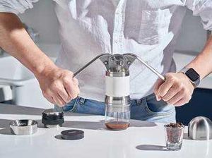 5 Alat Espresso Manual Ini Cocok untuk Meracik Kopi di Rumah 5 Alat Espresso Manual Ini Cocok untuk Meracik Kopi di Rumah